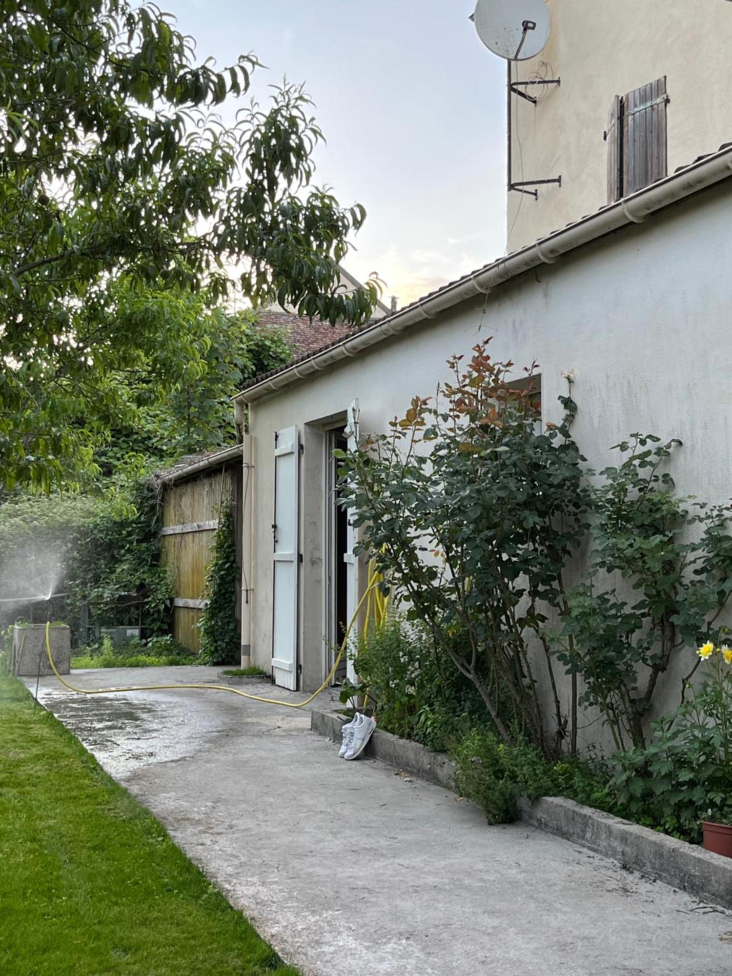 Endroit Charmant Coulommiers Exterior photo
